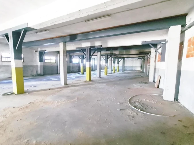 Armazém para Venda em Aradas Foto 2