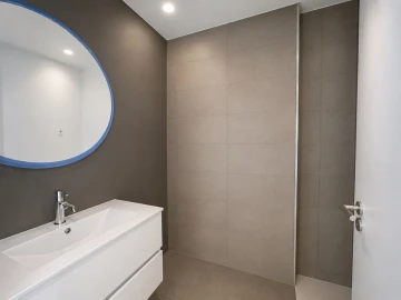 Apartamento T3 para Venda em Glória e Vera Cruz
