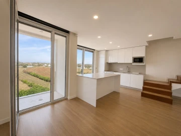 Apartamento T3 para Venda em Glória e Vera Cruz