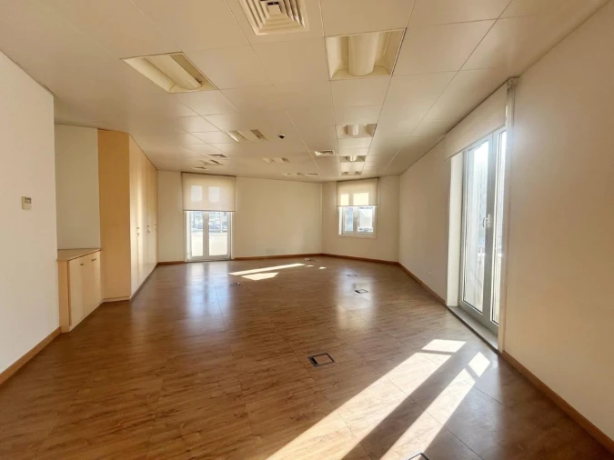 Escritório para Arrendamento em Glória e Vera Cruz Foto 1