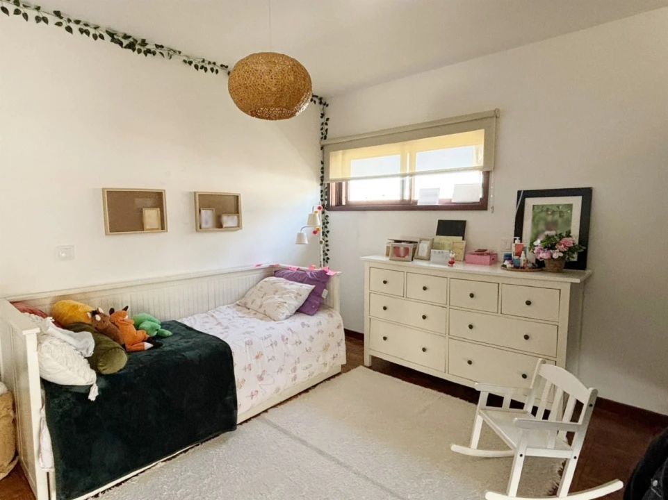 Apartamento T6 para Venda em Glória e Vera Cruz Foto 1