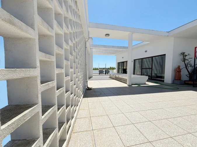 Apartamento T6 para Venda em Glória e Vera Cruz Foto 25