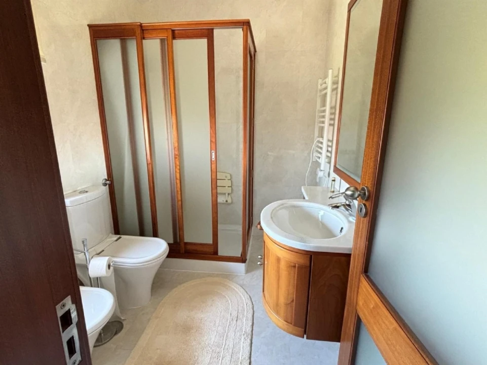 Moradia T5 para Venda em Oliveirinha Foto 20