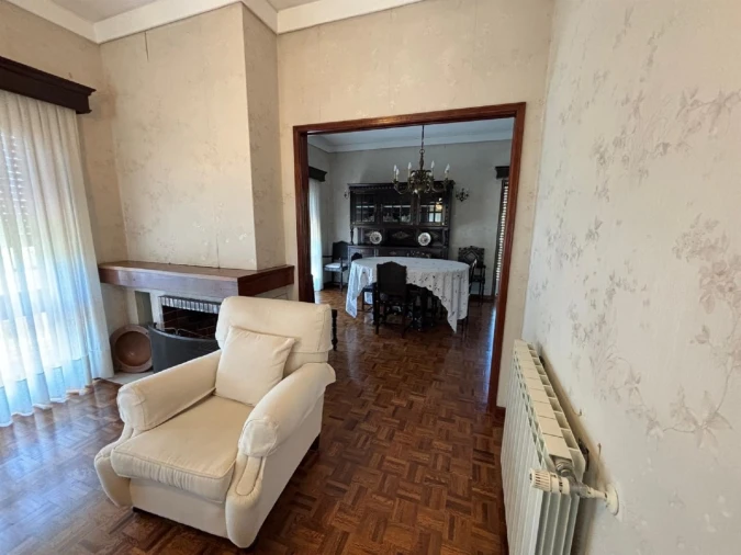 Moradia T6 para Venda em Oliveirinha Foto 13