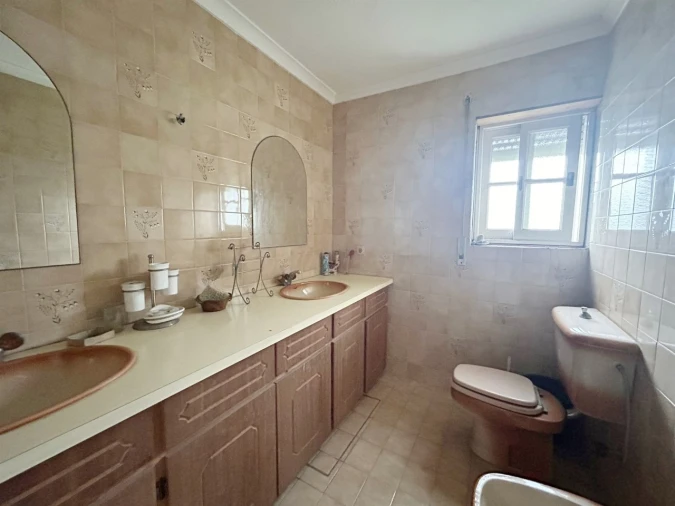 Moradia T5 para Venda em Requeixo, Nossa Senhora de Fátima e Nariz Foto 3