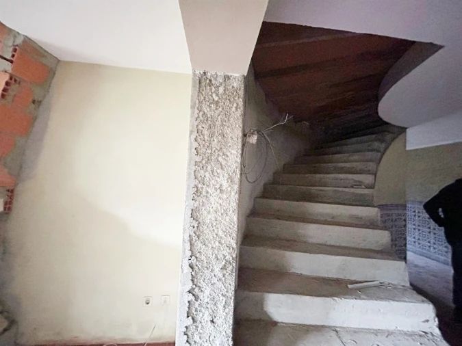 Moradia T5 para Venda em Requeixo, Nossa Senhora de Fátima e Nariz Foto 9