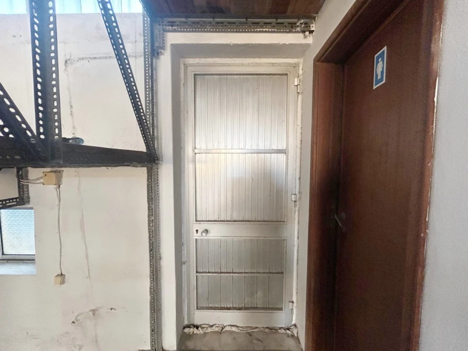 Loja para Venda em Esgueira Foto 11