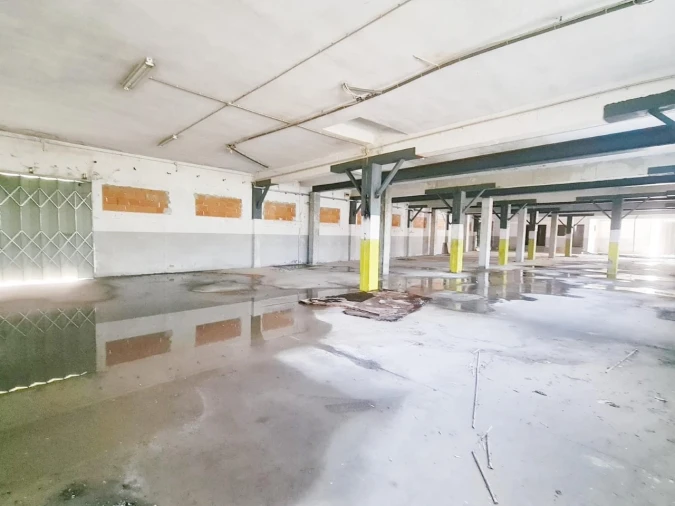 Armazém para Arrendamento em Aradas Foto 5