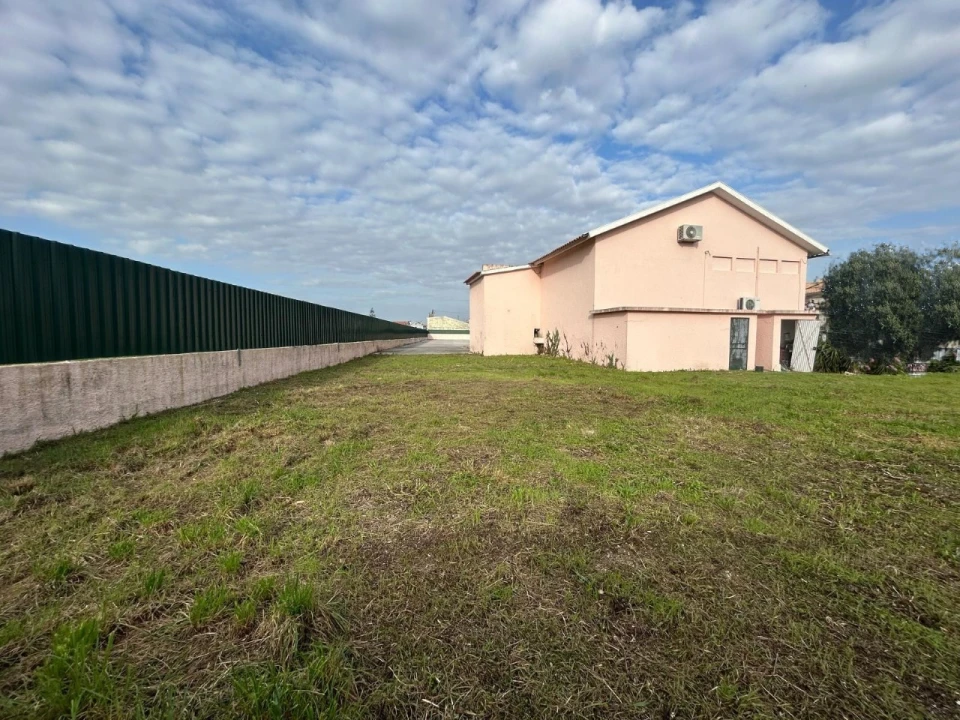 Moradia T1 para Venda em Esgueira Foto 5