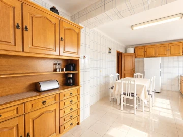 Apartamento T4 para Venda em Glória e Vera Cruz