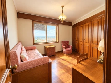 Apartamento T4 para Venda em Glória e Vera Cruz