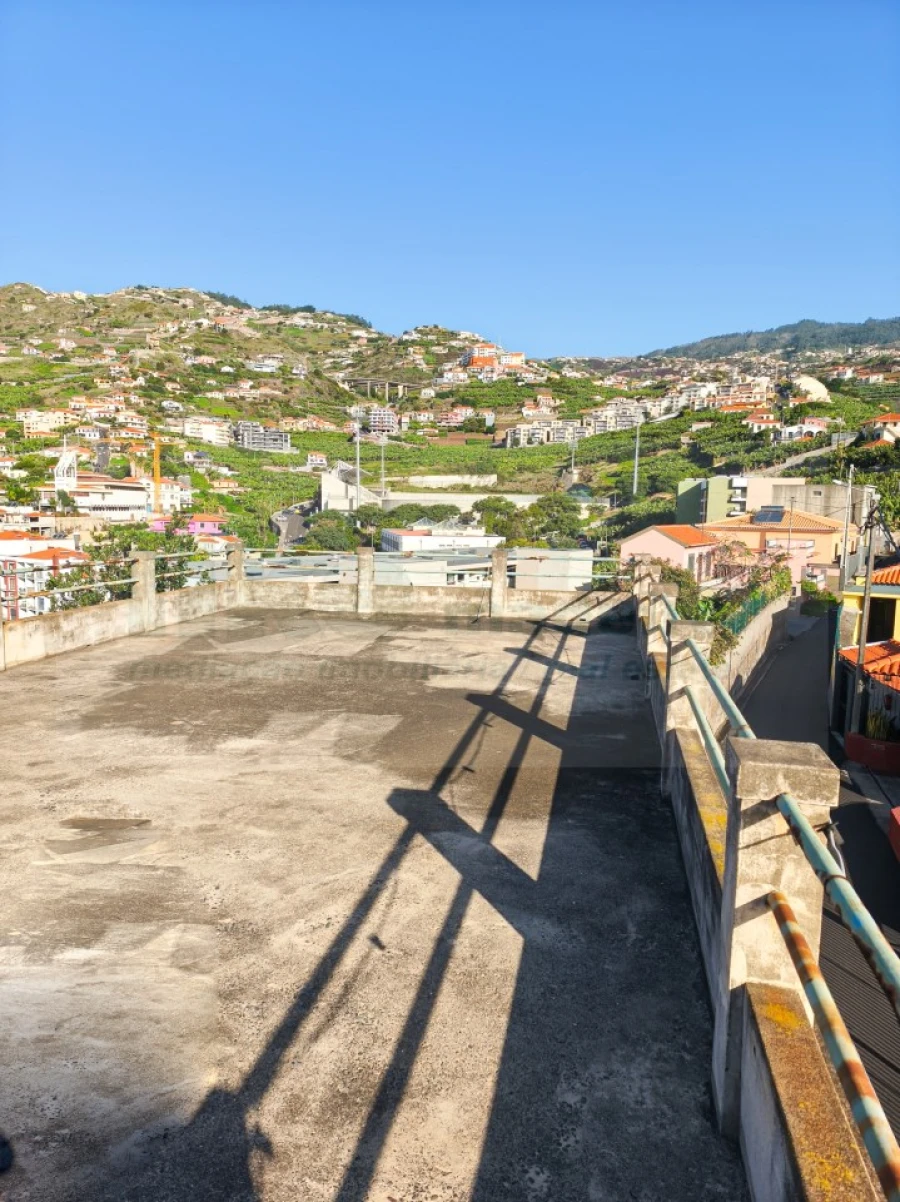 Apartamento T1 para Venda em Camara de Lobos Foto 6