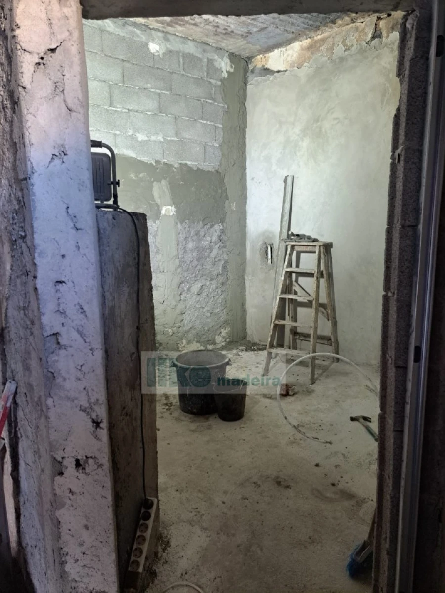 Apartamento T1 para Venda em Camara de Lobos Foto 36