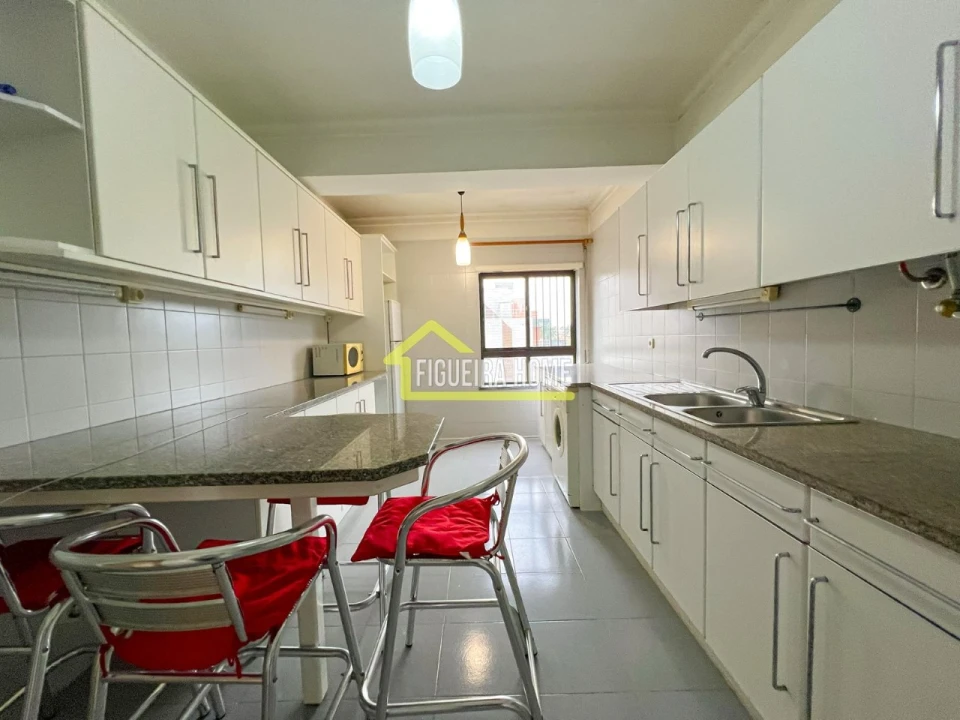 Apartamento T2 para Venda em Tavarede Foto 21