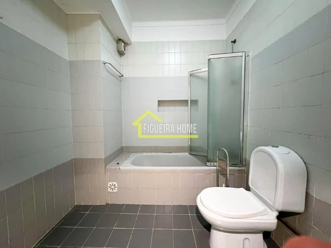 Apartamento T2 para Venda em Tavarede Foto 18
