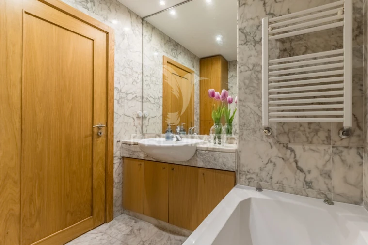 Apartamento T4 para Venda em Cidade da Maia Foto 17