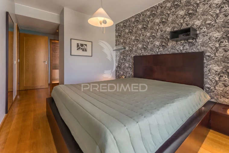 Apartamento T4 para Venda em Cidade da Maia Foto 16