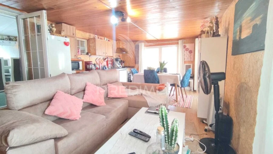 Moradia T3 para Venda em Quinta do Anjo Foto 9