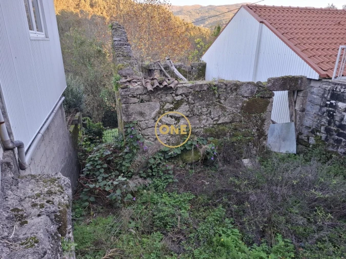 Terreno para Venda em Valdreu Foto 2