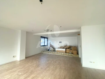 Apartamento T4 para Venda em Rebordões