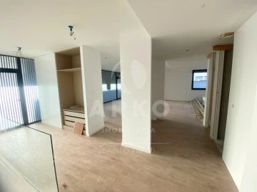 Apartamento T4 para Venda em Rebordões