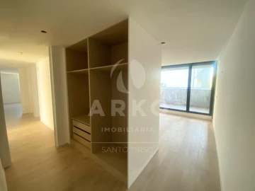Apartamento T4 para Venda em Rebordões
