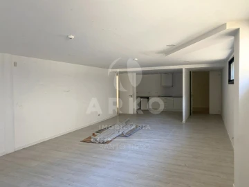 Apartamento T4 para Venda em Rebordões