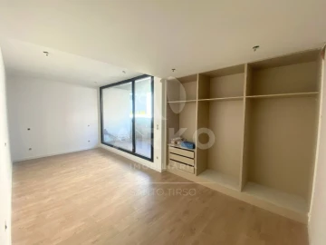 Apartamento T4 para Venda em Rebordões