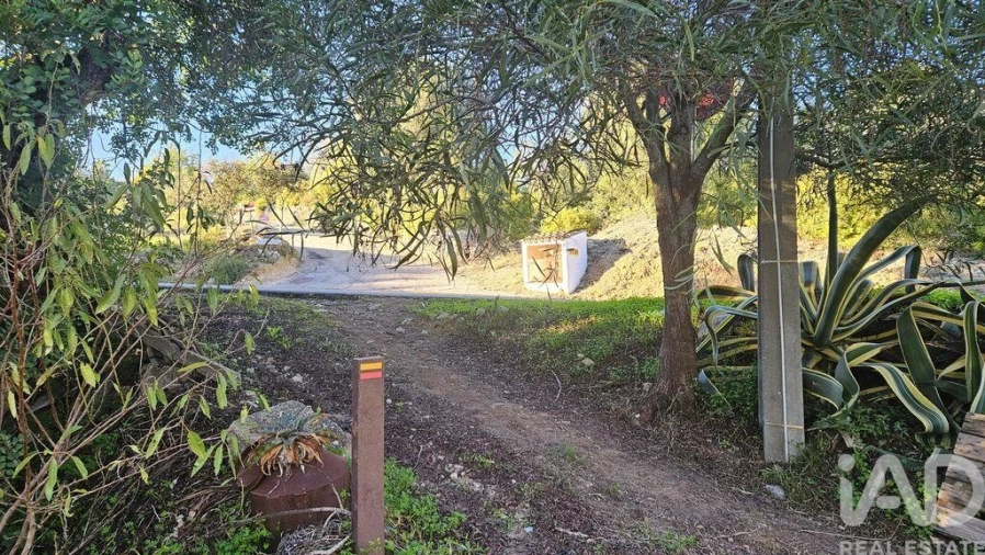 Terreno para Venda em Santa Barbara de Nexe Foto 19