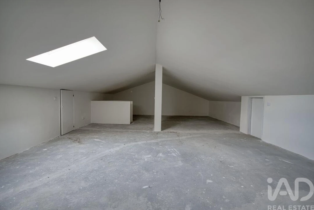 Moradia T3 para Venda em Vale de Santarem Foto 17