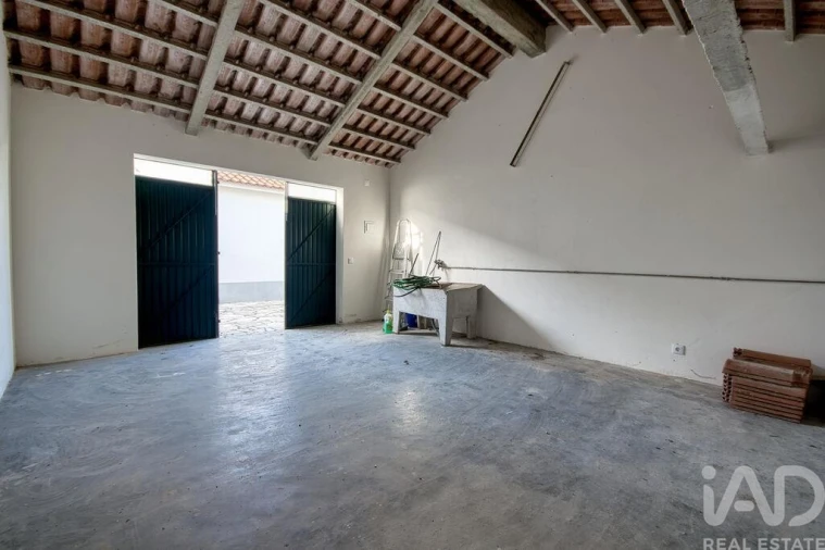 Moradia T3 para Venda em Vale de Santarem Foto 19