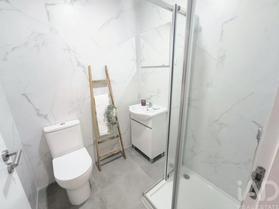 Apartamento T2 para Venda em Olivais Foto 21