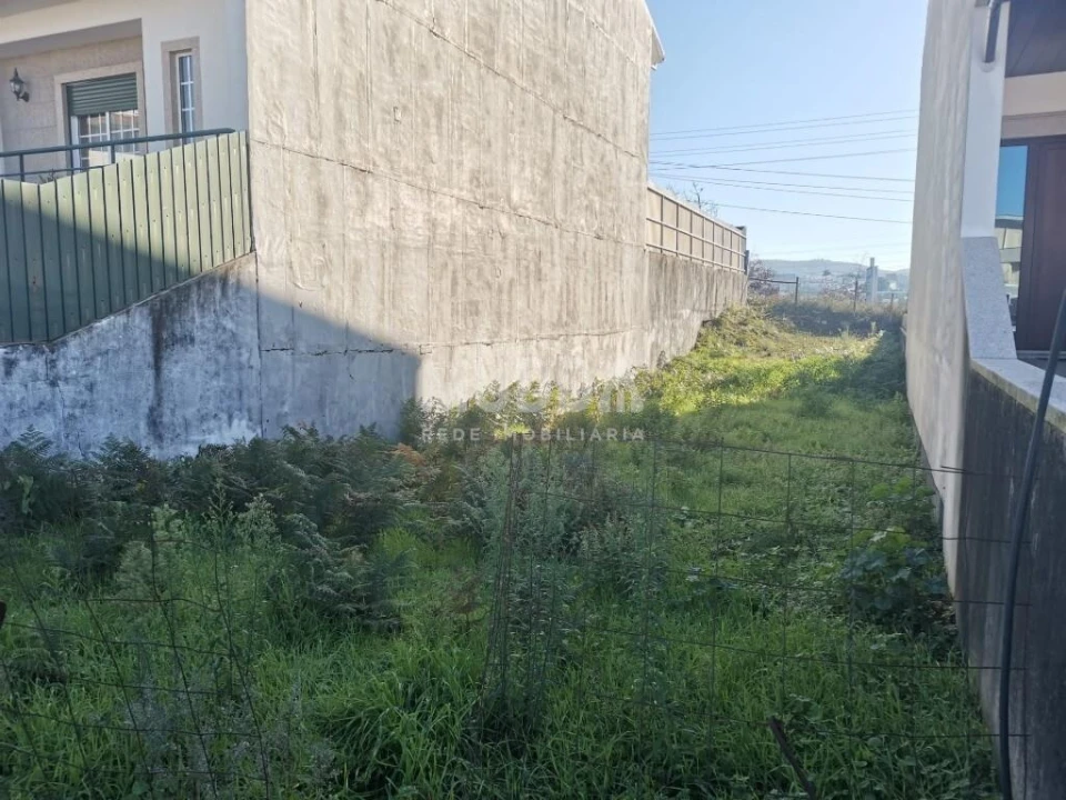 Terreno para Venda em São João da Madeira Foto 12