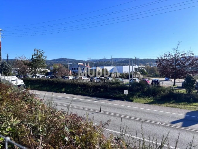 Terreno para Venda em São João da Madeira Foto 10