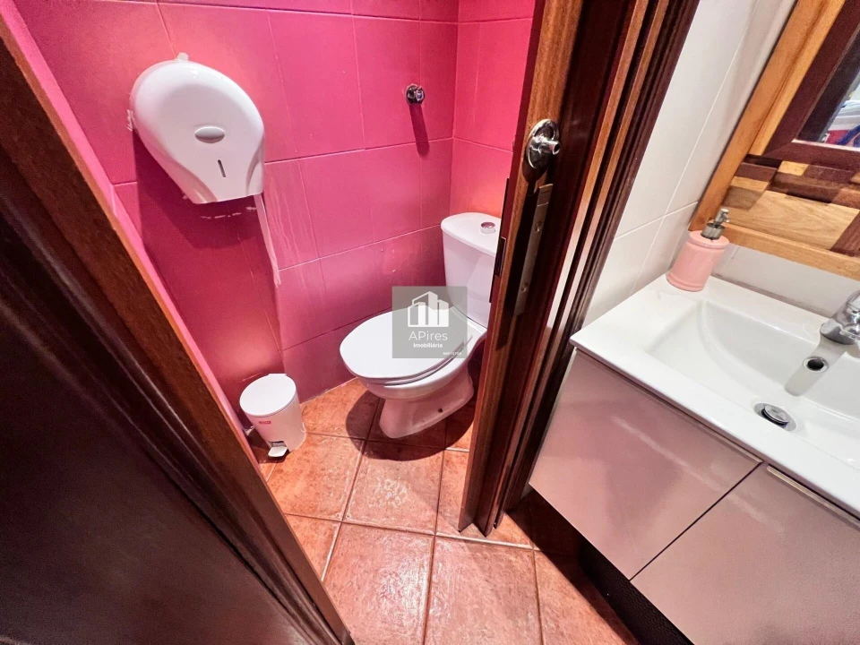 Negócio para Venda em Costa da Caparica Foto 10