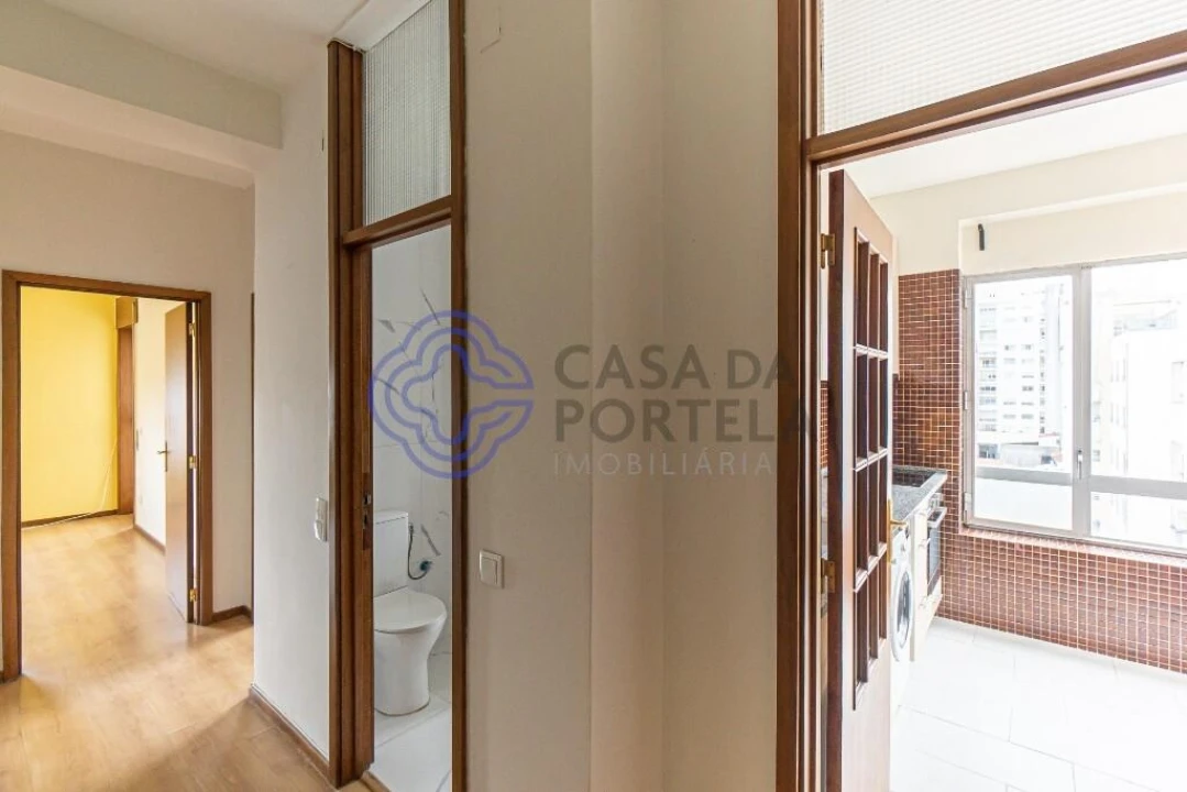 Apartamento T2 para Venda em Mafamude e Vilar do Paraíso Foto 20