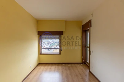 Apartamento T2 para Venda em Mafamude e Vilar do Paraíso