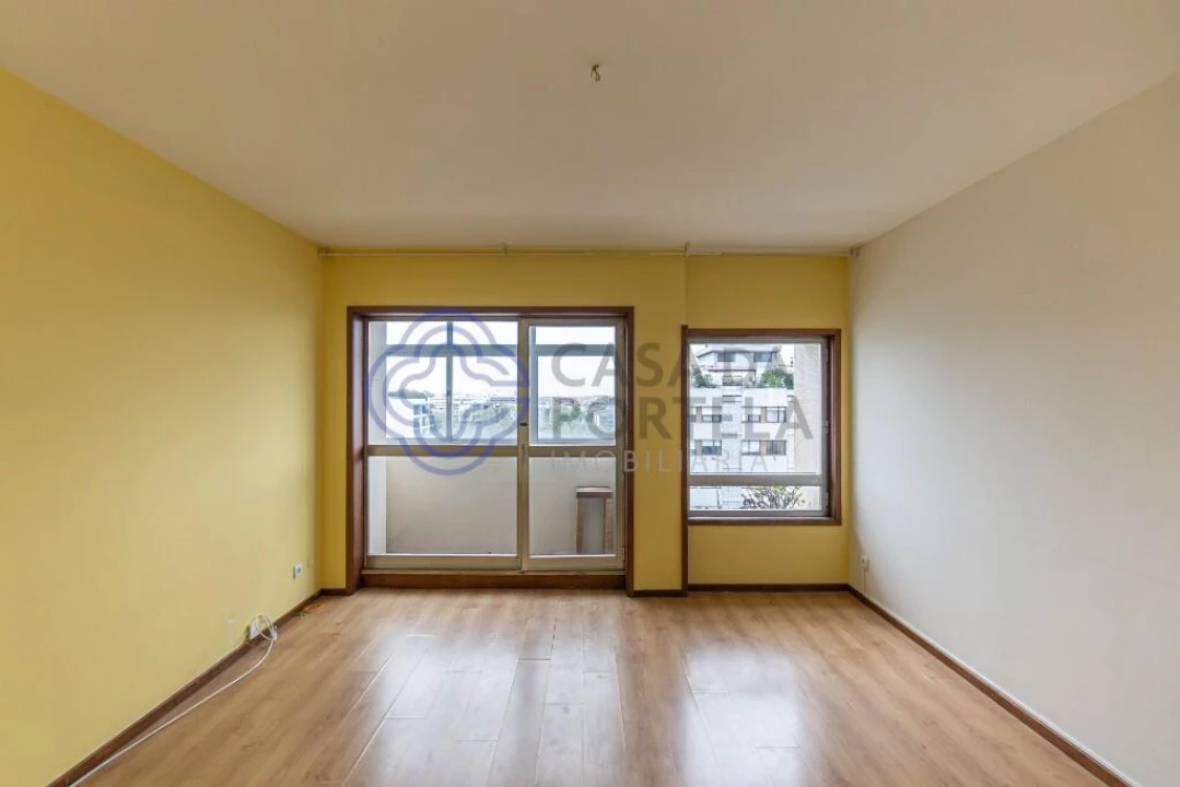 Apartamento T2 para Venda em Mafamude e Vilar do Paraíso Foto 3