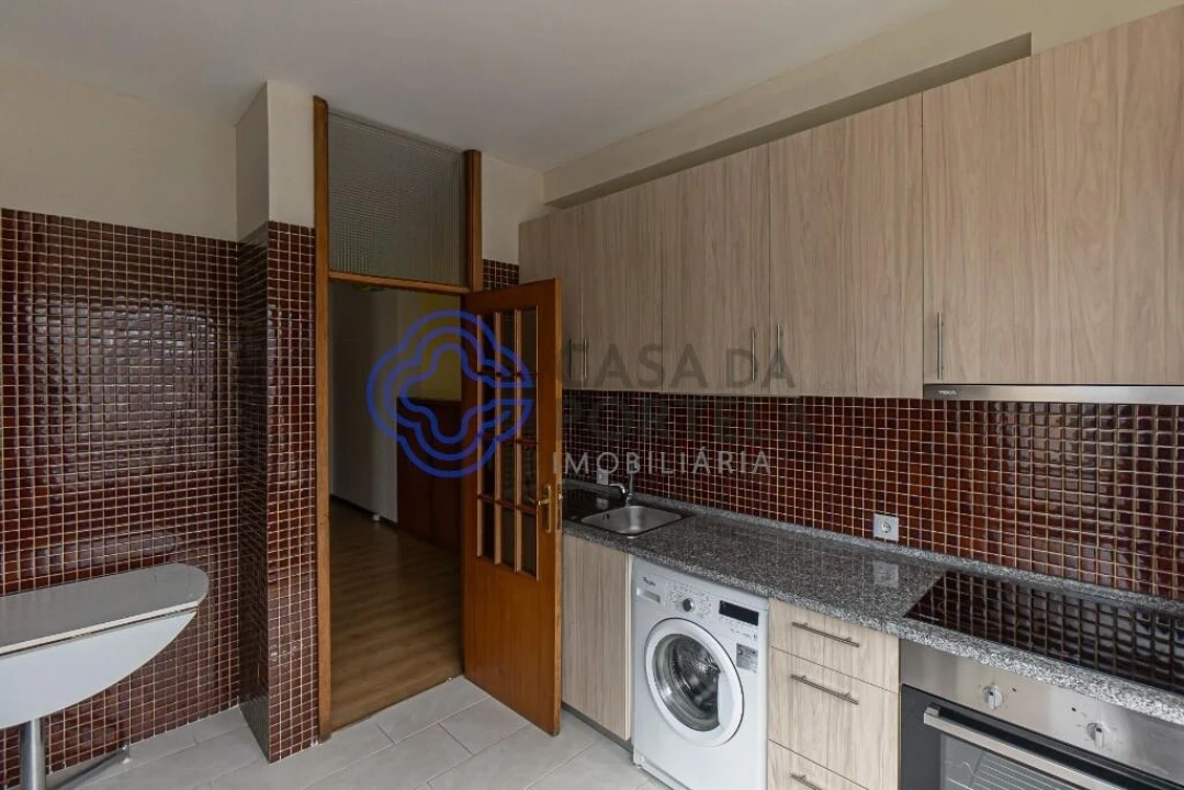 Apartamento T2 para Venda em Mafamude e Vilar do Paraíso Foto 7