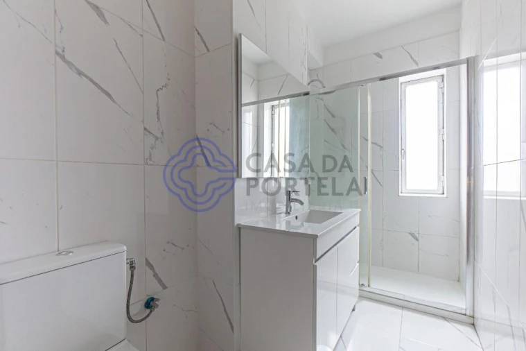 Apartamento T2 para Venda em Mafamude e Vilar do Paraíso Foto 16