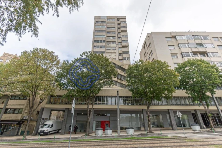 Apartamento T2 para Venda em Mafamude e Vilar do Paraíso Foto 37