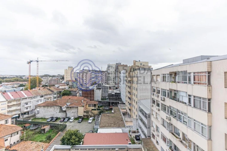 Apartamento T2 para Venda em Mafamude e Vilar do Paraíso Foto 35