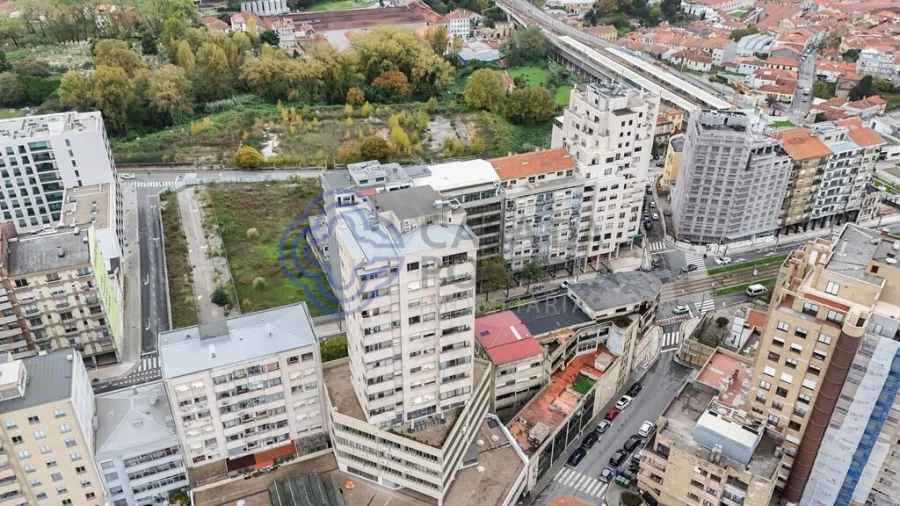 Apartamento T2 para Venda em Mafamude e Vilar do Paraíso Foto 39