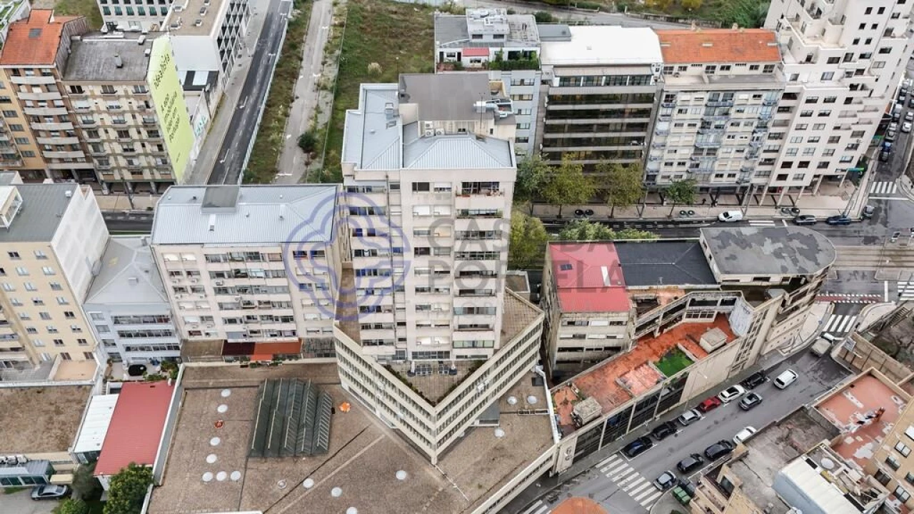 Apartamento T2 para Venda em Mafamude e Vilar do Paraíso Foto 38