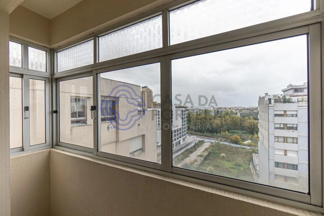 Apartamento T2 para Venda em Mafamude e Vilar do Paraíso Foto 21