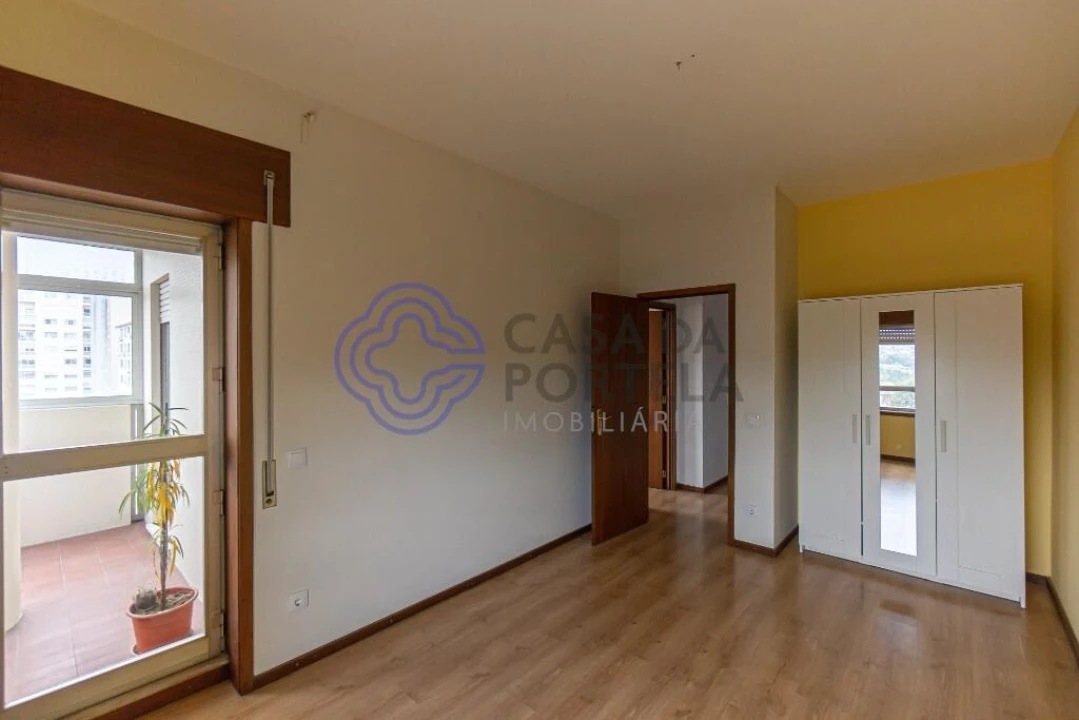 Apartamento T2 para Venda em Mafamude e Vilar do Paraíso Foto 11