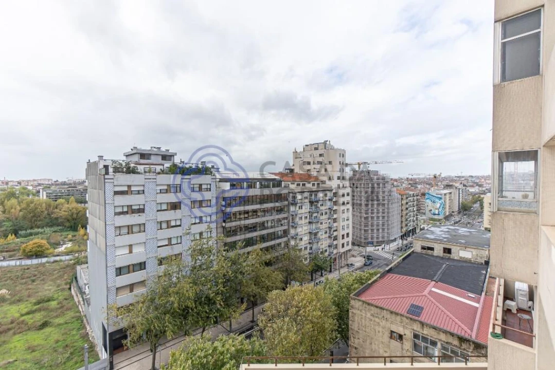 Apartamento T2 para Venda em Mafamude e Vilar do Paraíso Foto 42