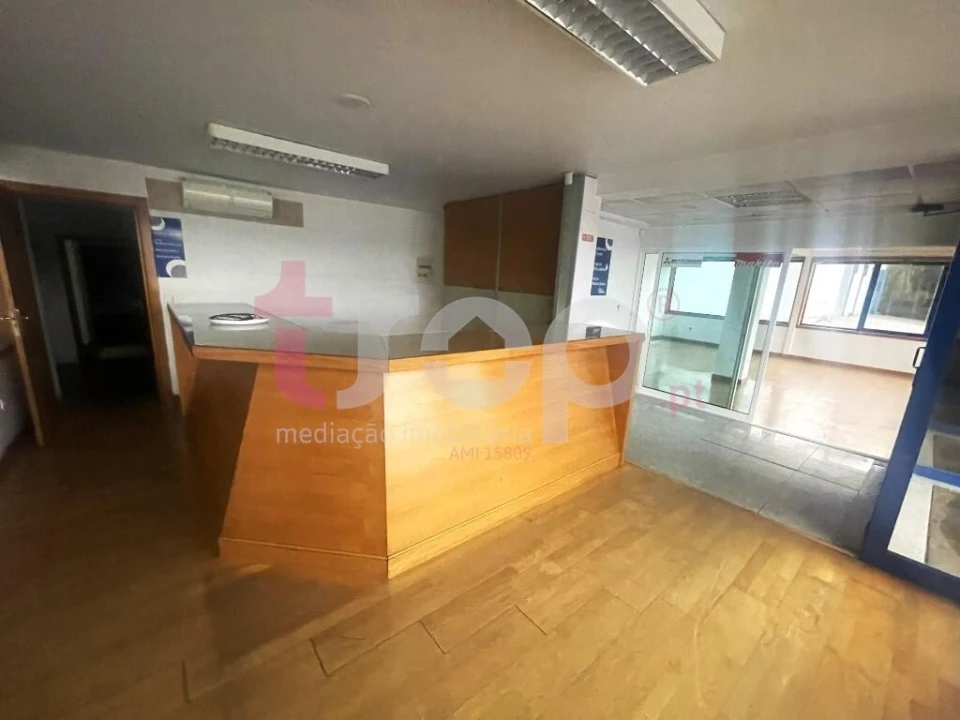 Armazém para Venda em Chorente, Góios, Courel, Pedra Furada e Gueral Foto 8