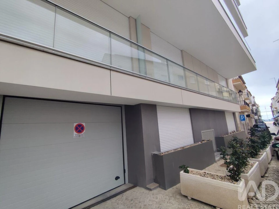 Apartamento T2 para Venda em Nazare Foto 5