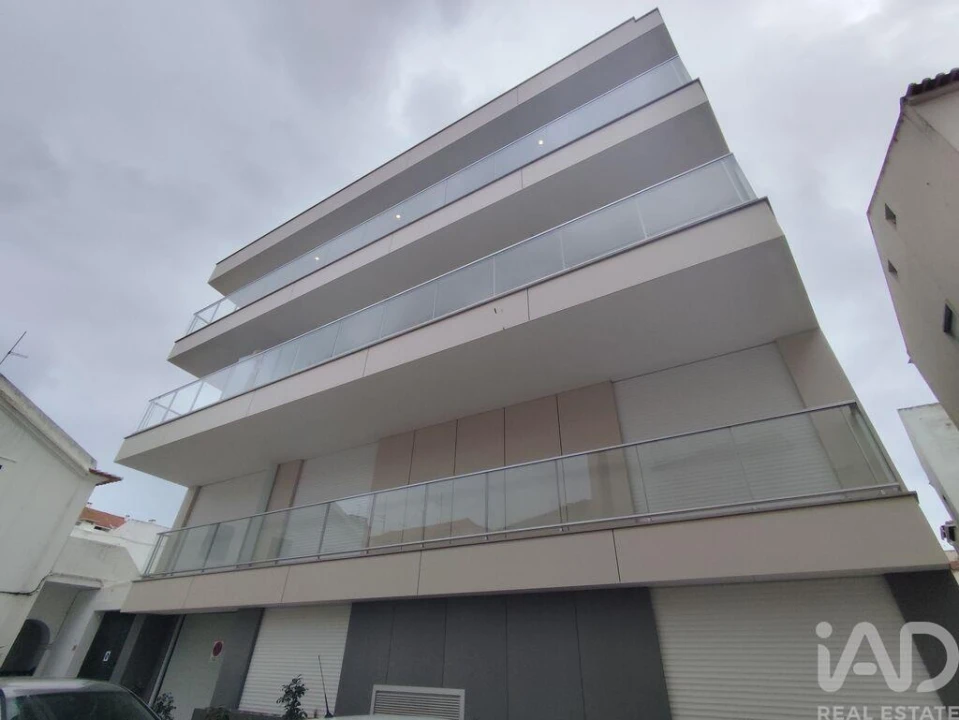 Apartamento T2 para Venda em Nazare Foto 4